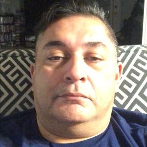 Meet your Posher, Carlos